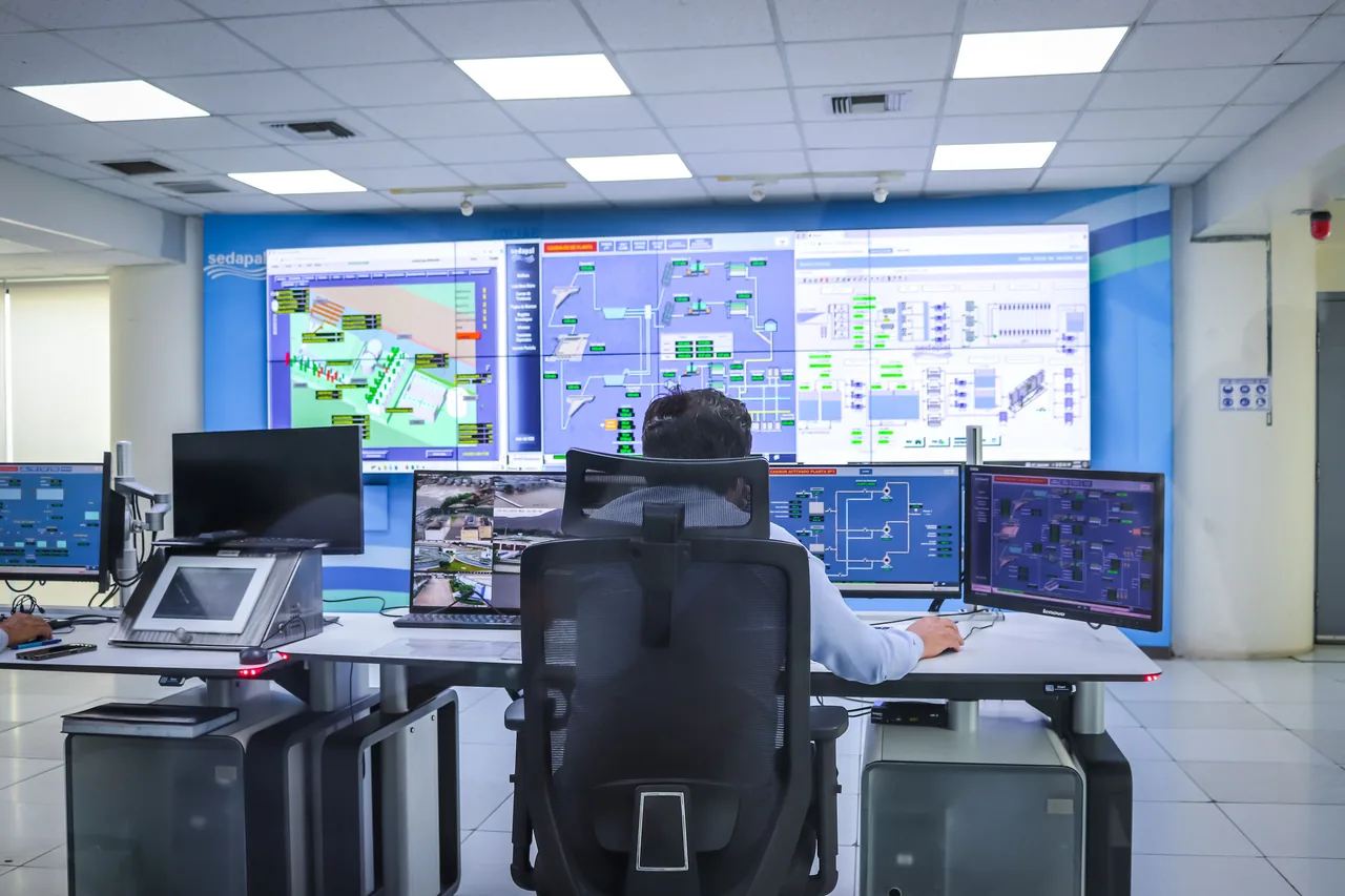 Системы мониторинга: центр управления инфраструктурой (NOC) — Genesis Systems
